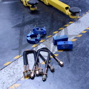 ISUZU D-MAX 2012-2020 | D-MAX TFR 2WD - SuperPro Easy-Lift Kit