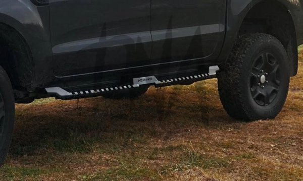 Volkswagen Amarok 2010-2017 Steel Side Steps (Matt Black) - Image 3