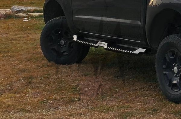 Volkswagen Amarok 2017+ Steel Side Steps (Matt Black) - Image 4
