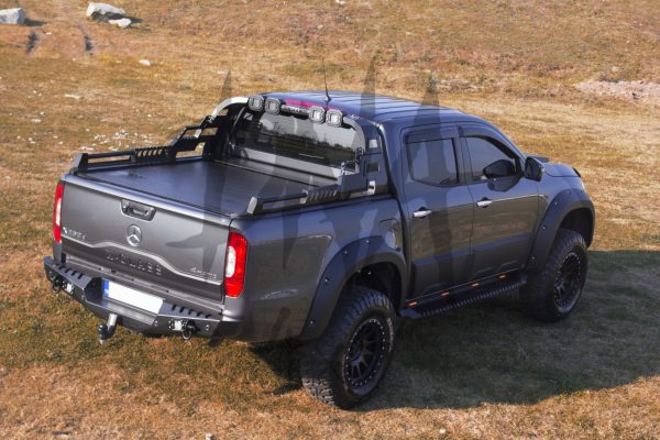 Toyota Hilux 2010+ Combat Roll Bar With LED Lights