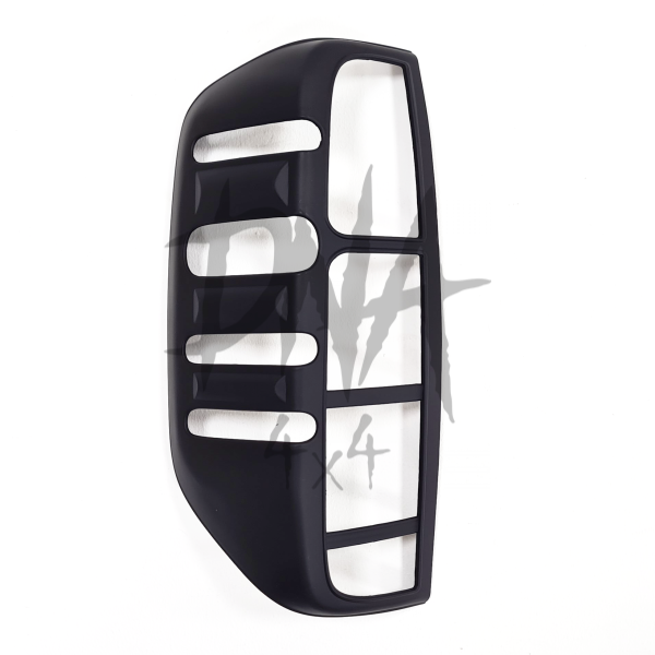 NN4-TLC 2.1 Nissan Navara D40 Tail Light Covers