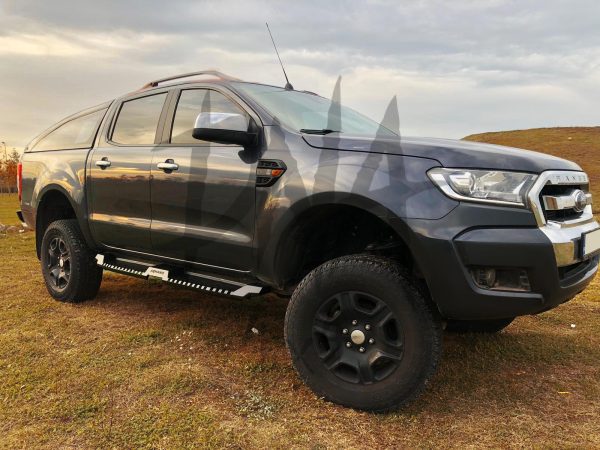 Nissan Navara NP300 Steel Side Steps (Matt Black)