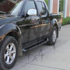 Mitsubishi L200 Series 4 2007-2014 Steel Side Steps (Matt Black)