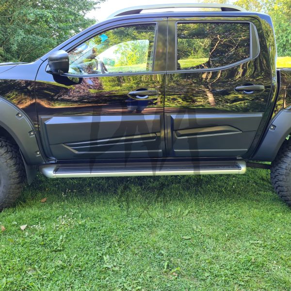 NN3 163 Nissan Navara NP300 2015+ Body Cladding (Protection)