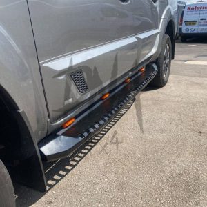 NN3 6 Toyota Hilux 2006+ Steel Side Steps (Black) With LEDs