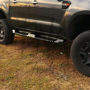 S32 Volkswagen Amarok 2010-2017 Steel Side Steps (Matt Black)