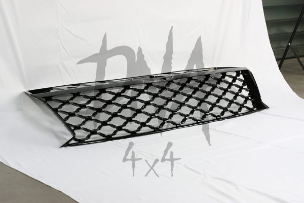 VW Amarok 2010+Front Grille - Gloss Black