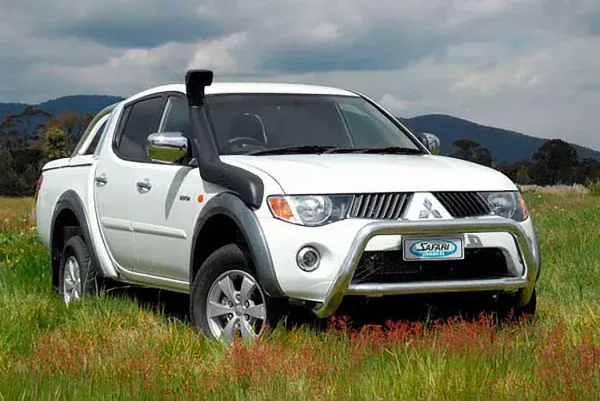 Safari Snorkel Mitsubishi L200 Series 4 ML MN B40 2006-2015