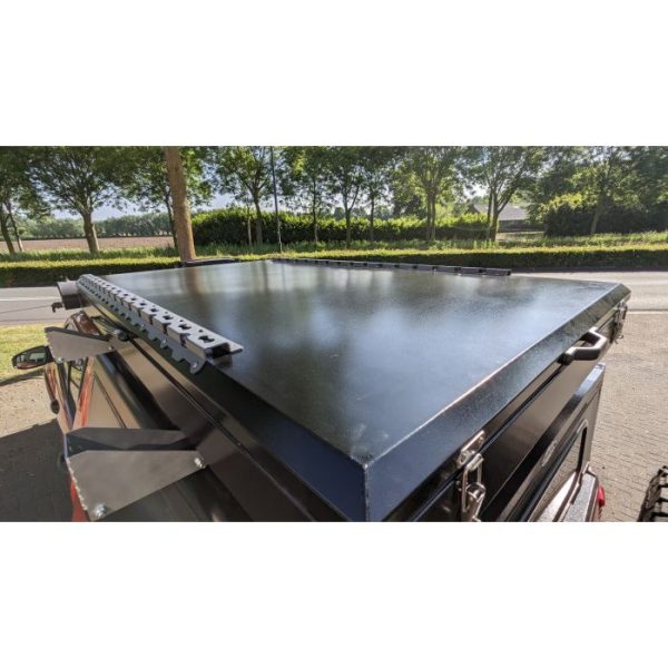 Quick Pitch Aero Rooftop Tent
