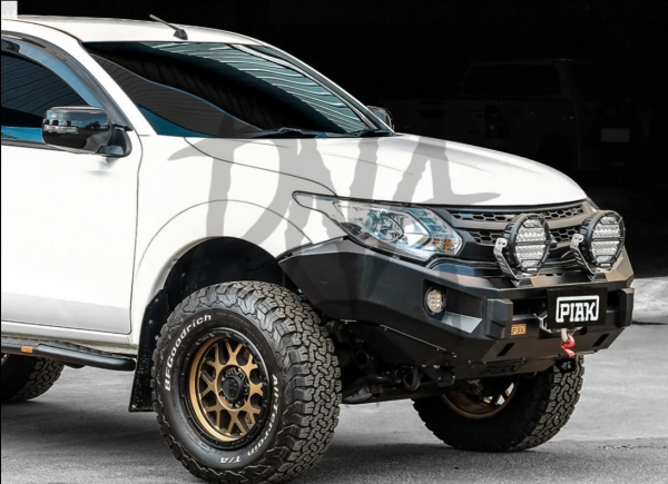 PIAK Elite Front Bumper Non Loop Winch Bar Mitsubishi L200 Series 5