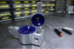 VW GOLF 2009-2013 | GOLF MK6 R TYP 5K - Control Arm Lower Inner Rear Bush & Bracket Kit - Image 4
