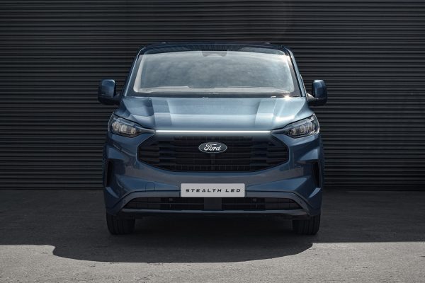 DYNAMIC-LED-GRILLE-3.jpg Stealth LED Luminous Ford Transit Custom 2024+ Dynamic LED DRL Grille