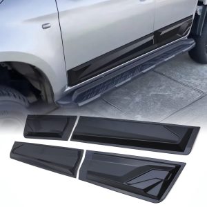 Isuzu D-Max Double Cab RG 2021+ Black Body Cladding Door Kit
