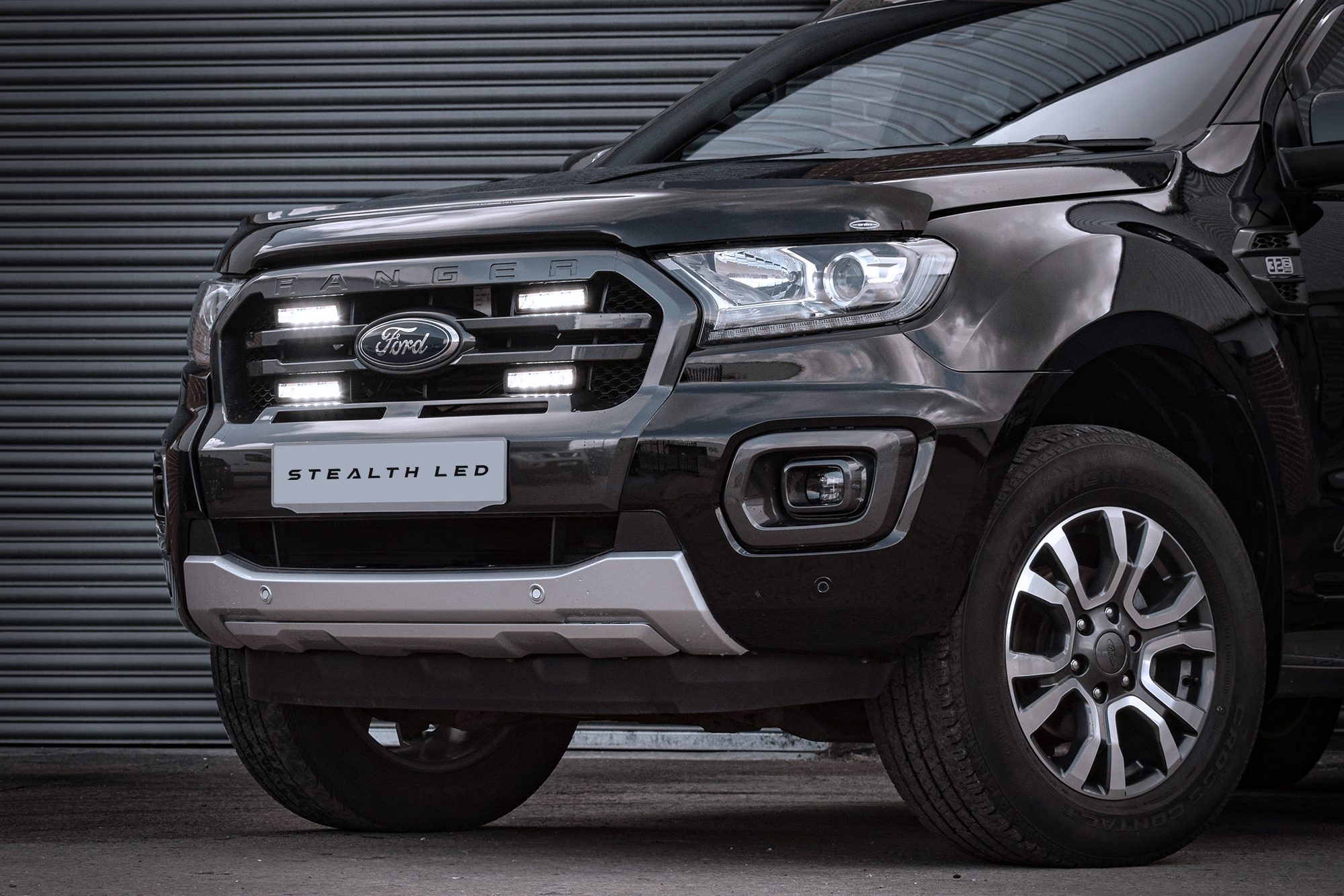 Stealth LED Ford Ranger T8 2018-2022 Quad 6 Luminous LED Integration Grille Kit - 11,520 Lumens