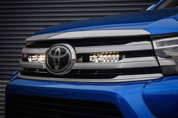 Stealth LED Toyota Hilux MK8 2015-2020 Twin 10 Luminous LED Integration Grille Kit - 7,560 Lumens