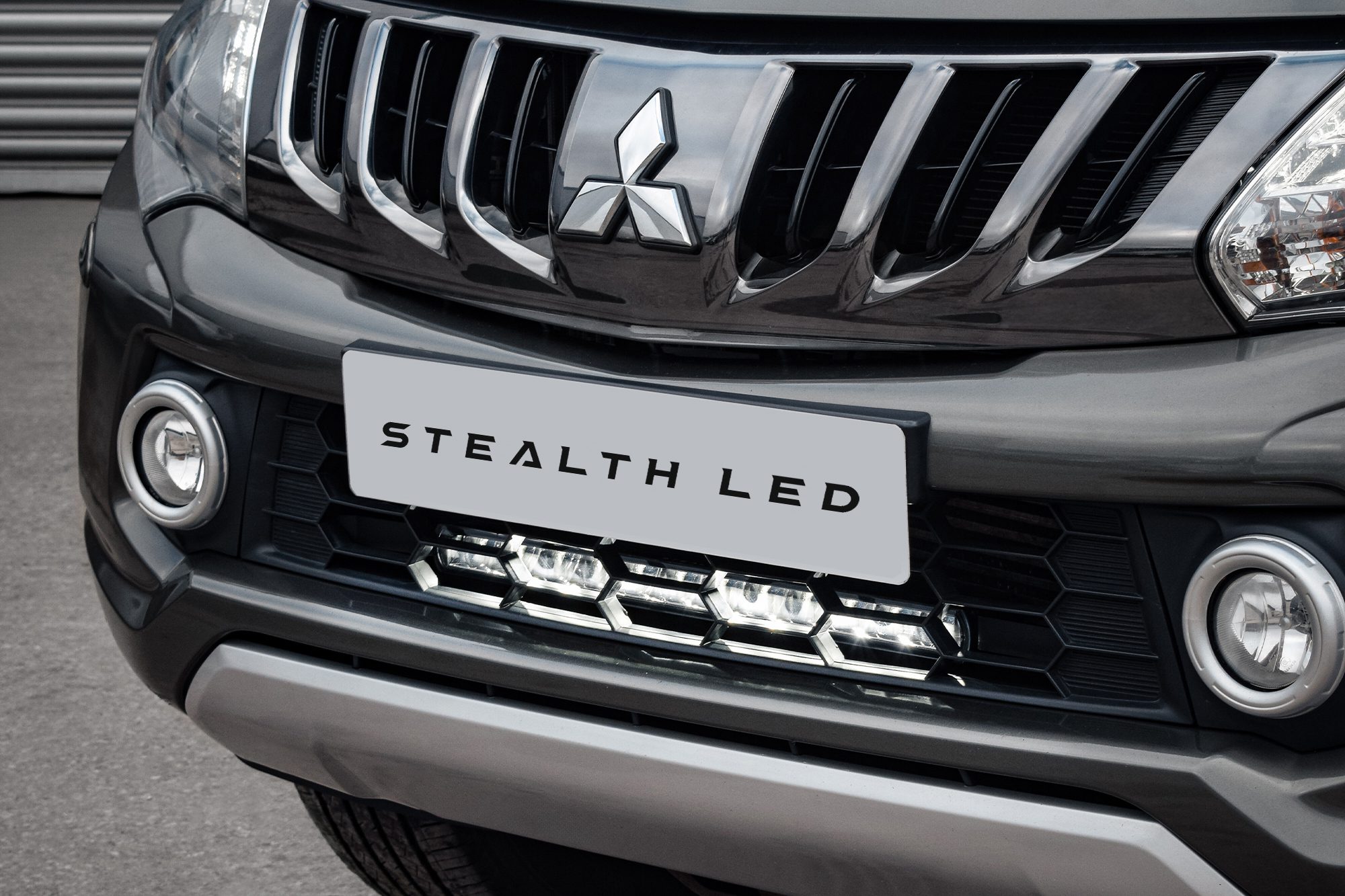 Stealth LED Mitsubishi L200 2015-2019 20 Luminous LED Integration Grille Kit - 8,400 Lumens