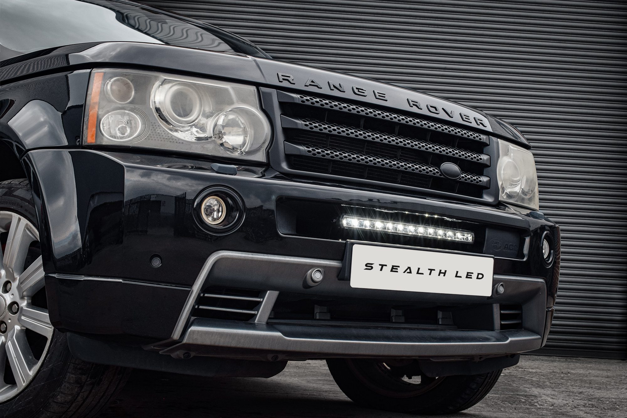 Stealth LED Range Rover Sport L320 2005-2009 20 Luminous LED Integration Grille Kit - 8,400 Lumens