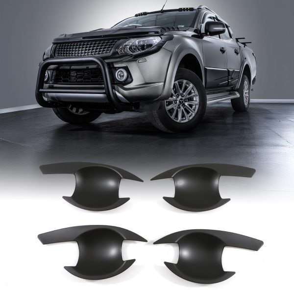 LOW-L200-03-JPG-SQUARE-GRADIENT-copy-5.jpg Mitsubishi Triton L200 15-18 Black Door Handle Inserts