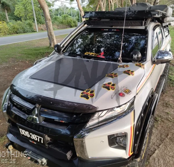 Mitsubishi-Triton-L200-Lensun-90W-Bonnet-Solar-Panel-02_720x ls152