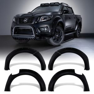 50-50-6.jpg Nissan Navara D23 NP300 14-21 Gloss Black 9 Wheel Arches