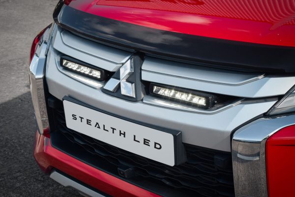 Stealth LED Mitsubishi L200 2019-2023 Twin 10 Luminous LED Integration Grille Kit - 7,560 Lumens