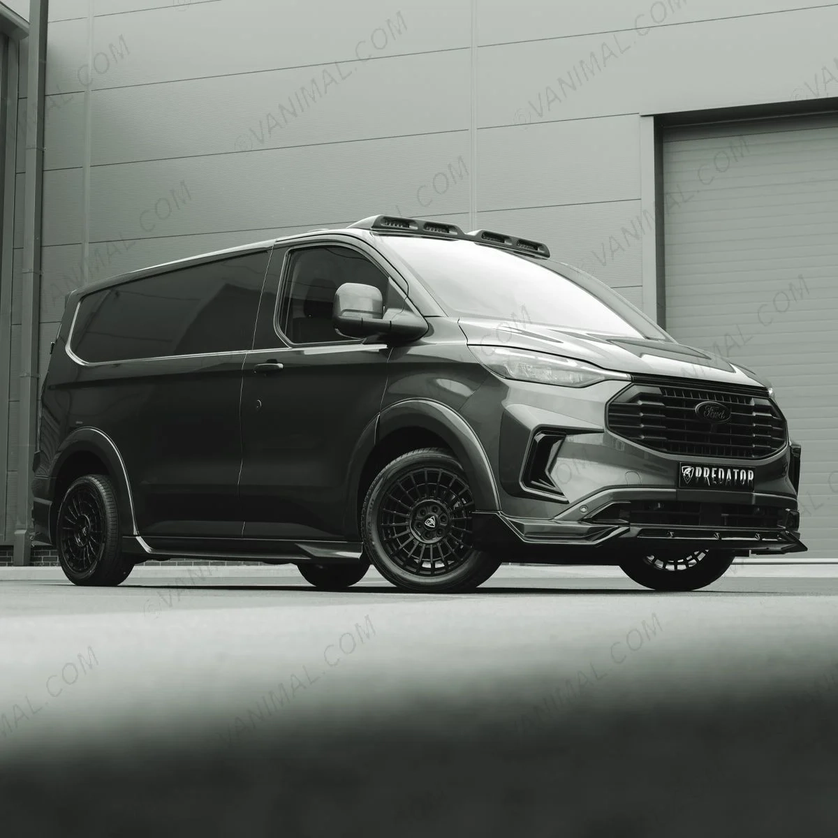 Ford Transit Custom 2023-On SWB Predator Body Kit with 18" Alloys & Tyres - Image 6