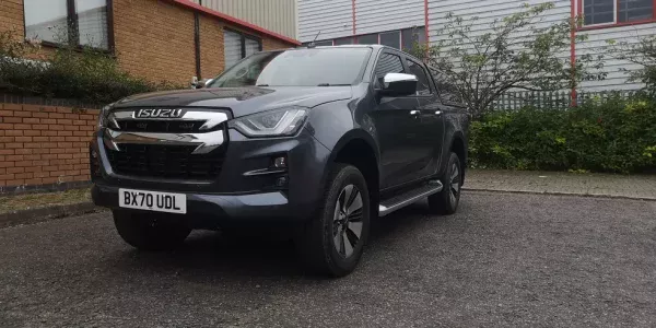 Pedders 1.75 Inch Lift Kit Comfort Ride With Assembled Foam Cell Struts Isuzu D-Max 4WD (UK & EU Markets), 1.9lt 4cyl TD 2021-Onward