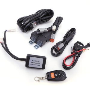 MDT3-01.jpg Stealth LED 3-Pin Flashing Light Kit Wiring Loom