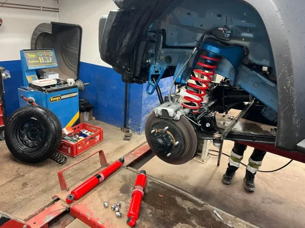 803285_6.webp Pedders 1.75 Inch Lift Kit Suzuki Jimny 2018-Onward - 803285