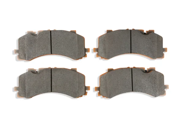 DBA Xtreme Performance Front Brake Pad Set 214.1 x 88.7 x 15.2mm for Audi Q7 / Audi Q8 & More